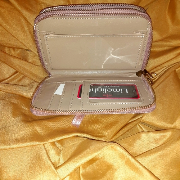 Wallet - Picture 6 of 8